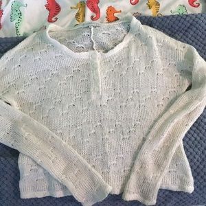 White Knit Sweater 🌸🌸